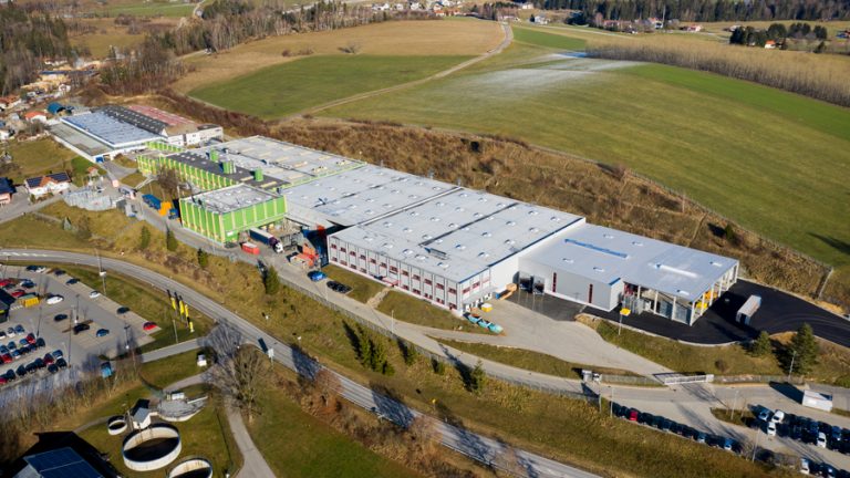 PARAT GmbH + Co. KG als Arbeitgeber in Neureichenau MADE in FRG
